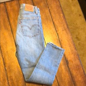 NWOT Levi’s Wedgie Skinny